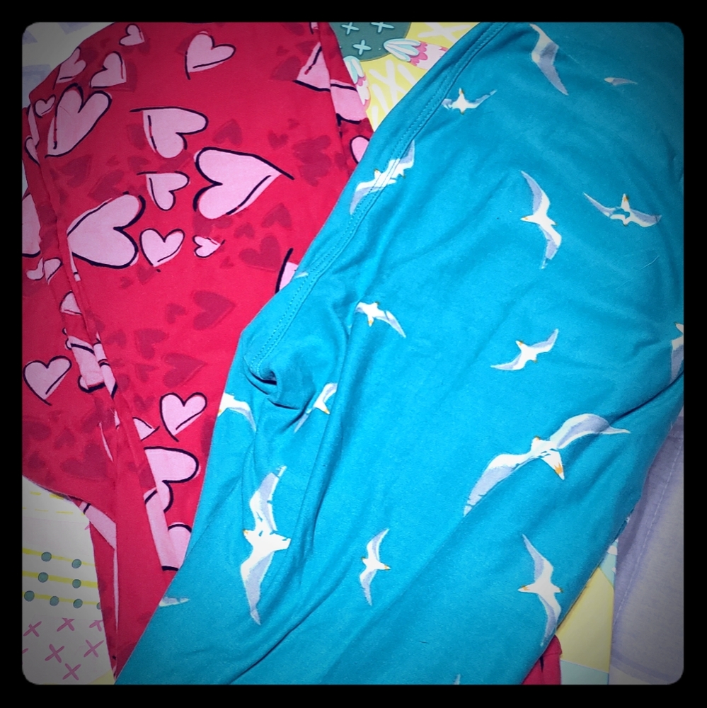 2/$10 New Lularoe OS Leggings